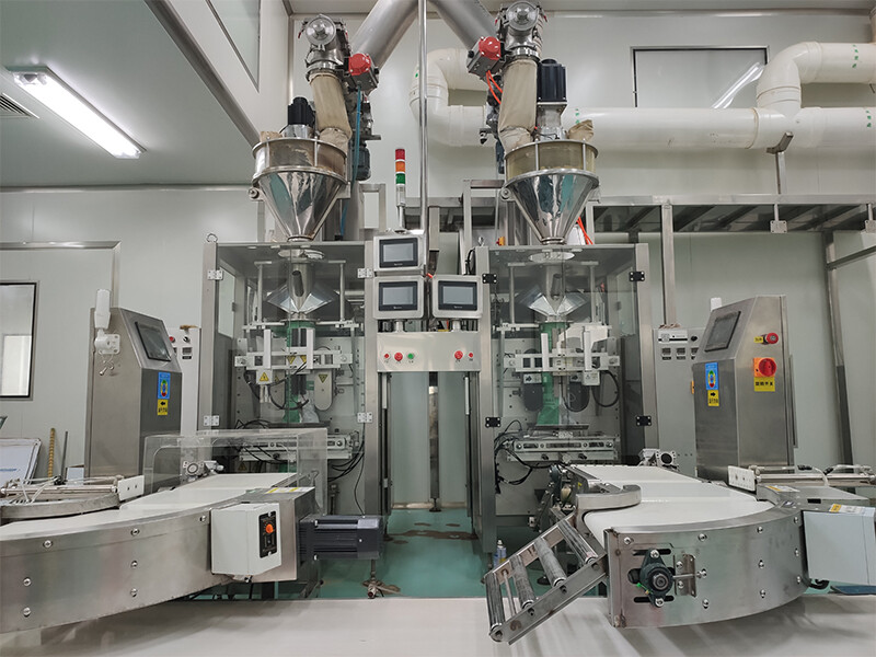 中藥粉劑包裝機（jī）客戶現場